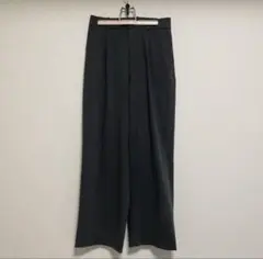 ユニクロ　ワイドタックパンツ　グレー　M