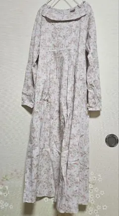 ツハルバイサマンサモスモス　花柄　ワンピース