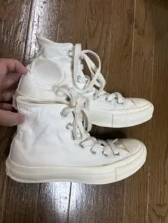 ホワイト ハイカット スニーカー　23.5cm