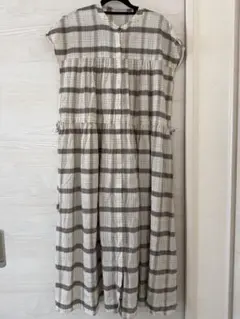 ナノユニバース　チェックノースリーブ　ロングワンピース