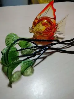 琉球ガラスの金魚と琉球ガラスの葉っぱ