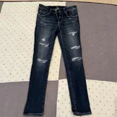 アズール　ダメージジーンズ