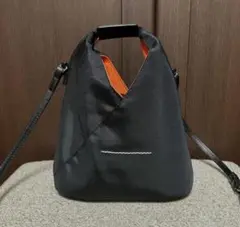 Item thumbnail for item 75e00195-123d-4ff5-997f-349641816c7f