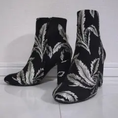 Item thumbnail for item ebcd4a34-f806-4e70-9ebc-e1fb59a91dea