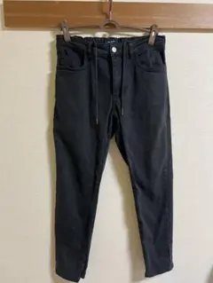 スリムフィット 黒デニム パンツ　ライトオン　バックナンバー　L ブラック