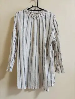 3L 大きめサイズ　ストライプ フリルネック シャツ