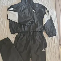adidas ウィンドブレーカーセット 黒/白