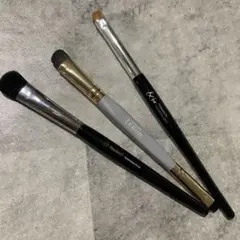 Item thumbnail for item 5eca44cf-2e4a-41c2-847f-4f57589ad620