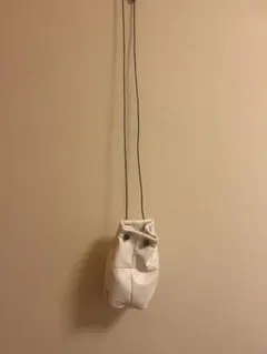 ホワイト ドローストリング サコッシュ