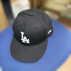 New Era LA ブラックベースボールキャップ　63.5センチ