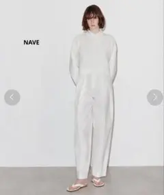 【美品】Nave ネイブ　定価2.5万　ライトキャンバス タックパンツ　白
