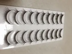つけまつげ10個入り！！