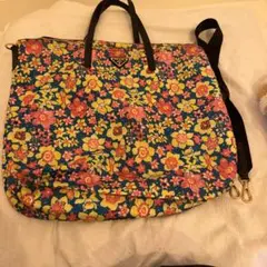 PRADA 花柄トートバッグ