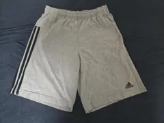 adidas グレー ショートパンツ 3本ライン XOサイズ