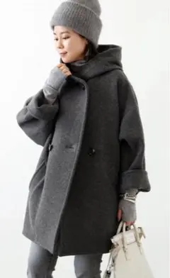 モッサオーバーフーディーコート ☆美品☆