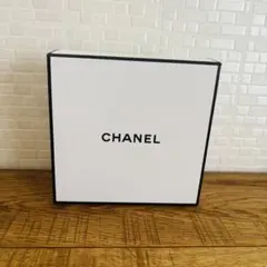 CHANEL シャネル ギフトボックス 空箱 横14.5cm 高さ6cm 美品