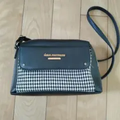 doux murmures ショルダーバッグ 黒と白