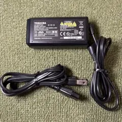 4810 ADPV16A ACアダプタ 東芝ポータブルDVD SD-P71 DT