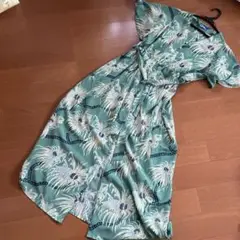 ライトオン　透け感　2way リゾートファッション　花柄ロングワンピース