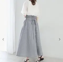 完売品　マジェスティックレゴン ハイウエストバックレースアップスカート