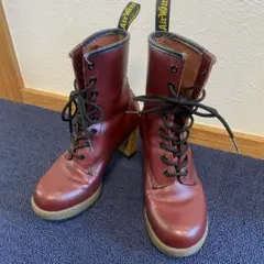 ドクターマーチンDR. MARTENS ブーツ レディース レアアイテム レッド