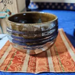大樋焼　福茶碗　大樋長楽造　おまけ:古袱紗(二重蔓花鳥紋)と濃茶(龍華の昔)