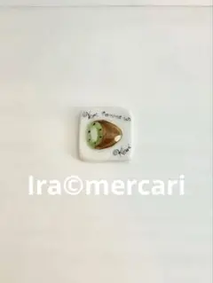 キウイフルーツのプレート　フェーブ　フランス製　フェーヴ　置物　ミニチュア陶器