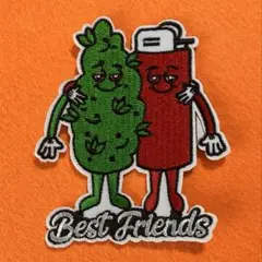 A2062 Ugry Best Friends刺繍ワッペン　アイロン