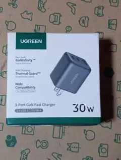 ★未使用品　UGREEN 30W 3ポート 急速充電器
