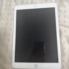Apple iPad シルバー 本体　6世代