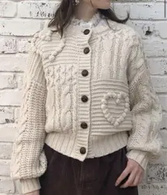 NICE CLAUP ハートとハートのカーディガン