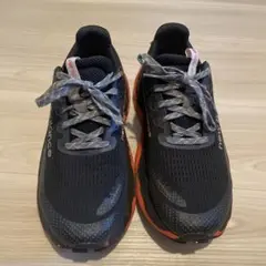 NEW BALANCE ニューバランス MTMORCK3 オレンジ　厚底　テック