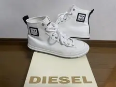 DIESEL ホワイト ハイカットスニーカー