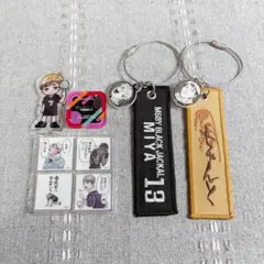 ハイキュー クロスキーリングホルダー 宮侑 宮治 佐久早聖臣 セット売り ハイキュー クロスキーリング 日向 佐久早 木兎 宮侑 - メルカリ
