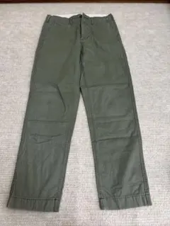 パンツ ユニクロ カーキ