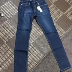 ダークブルースキニージーンズ 新品タグ付き