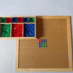 モンテッソーリ教具　ペグボードとペグ