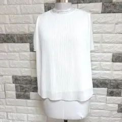美品【TRANS WORK】トランスワークプリーツ 半袖 トップスM白大人上品