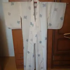 花柄刺繍の浴衣 白地 青紫