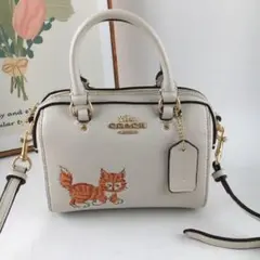 ★新品未使用★ COACH ミニコートバックパック・ダンシング キトゥンホワイト ☆新品未使用☆ COACH ミニコートバックパック・ダンシング