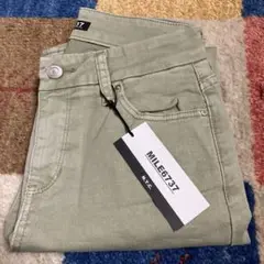 新品未使用　MILE6737 ライトグリーン スキニーパンツ