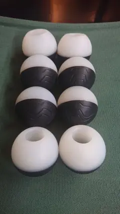 ヘリノックス ボールフィート スモール 白黒 2セット