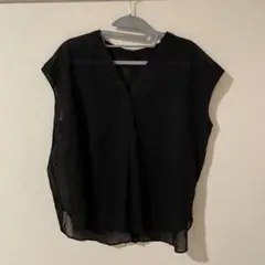 美品　シップス　黒 シースルー Vネック ノースリーブシャツ