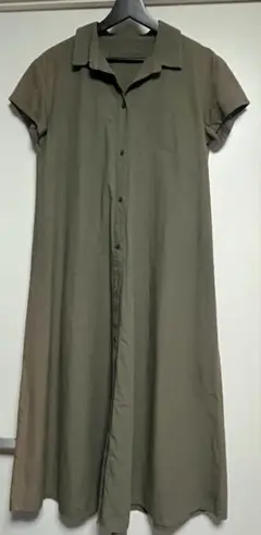 COMME CA ISM カーキ　シャツワンピース　色むらあり訳あり