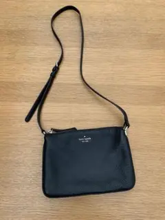 kate spade ブラックショルダーバッグ