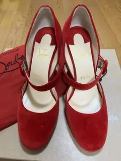 ※未使用、美品 クリスチャンルブタン ベロアパンプス 赤