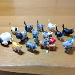 大量　ねこ　フィギュア