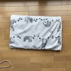 ナマケモノ柄枕カバー