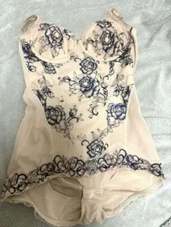 Item thumbnail for item afca72d6-e92b-4f7b-ba5e-6e9f9d9a4d60