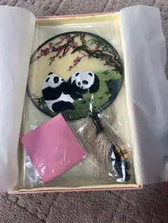 中国伝統　パンダデザインの布製置物